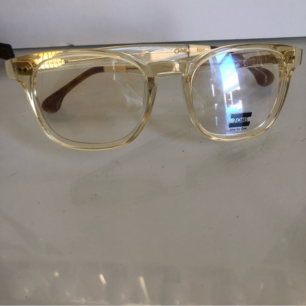 toms glasses
